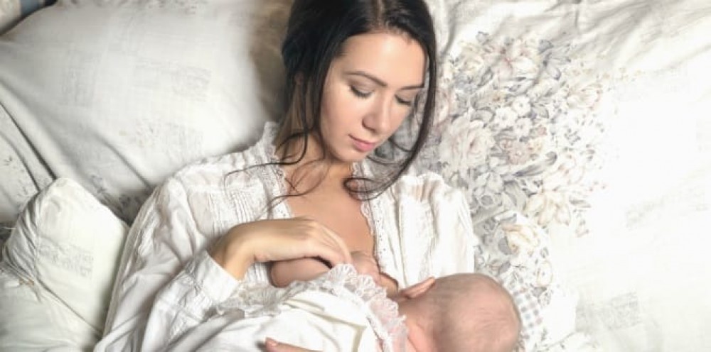 Mengembalikan Bentuk Tubuh Pasca Melahirkan