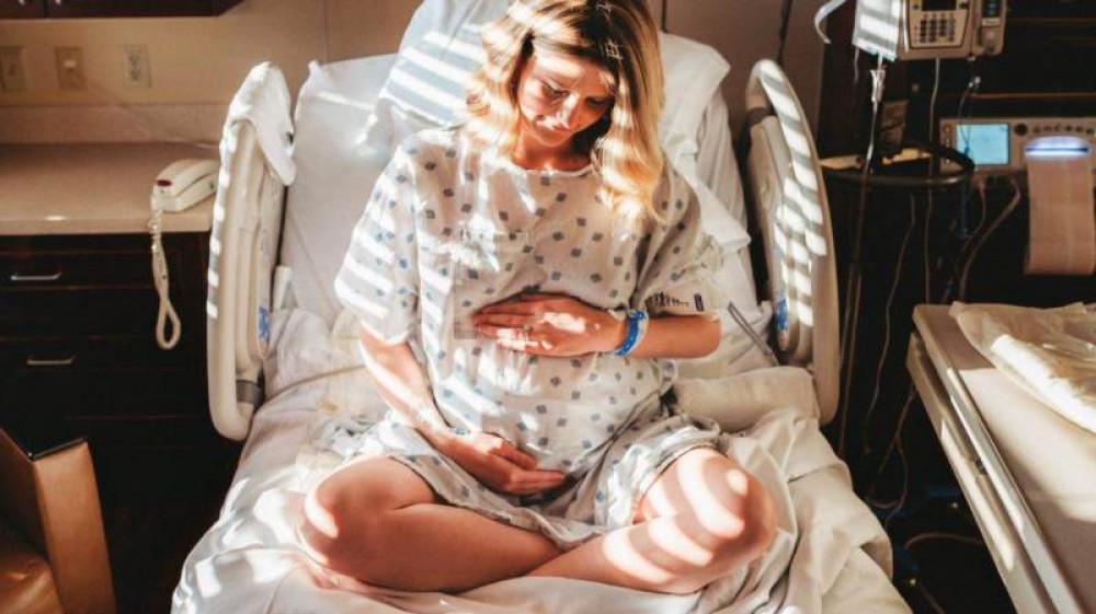 Hypnobirthing, Melahirkan dengan Rileks dan Nyaman Hypnobirthing, Melahirkan dengan Rileks dan Nyaman