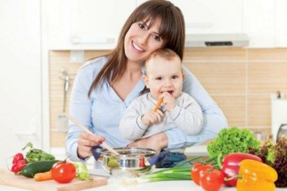 7 Tips Diet untuk Ibu yang Sedang Masa Menyusui Bayi