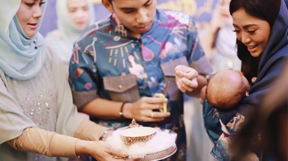 Simak Lengkap Tata Cara Aqiqah Anak Laki-Laki dan Perempuan Simak Lengkap Tata Cara Aqiqah Anak Laki-Laki dan Perempuan