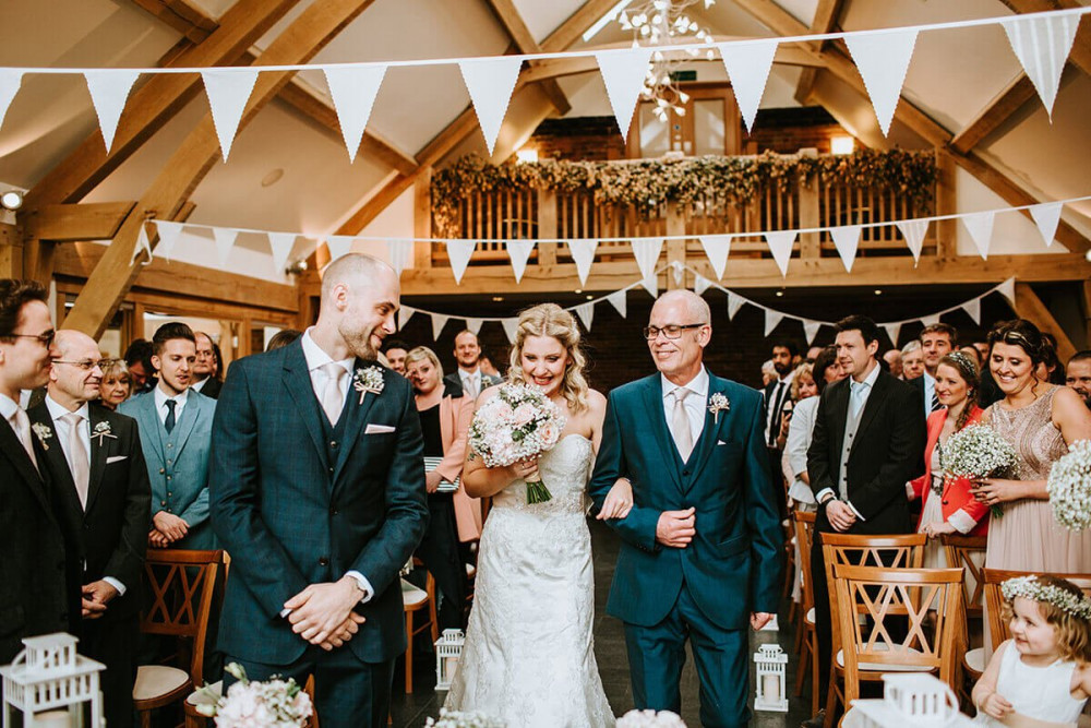 30+ Ucapan Pernikahan Simple untuk Sahabat dan Saudara