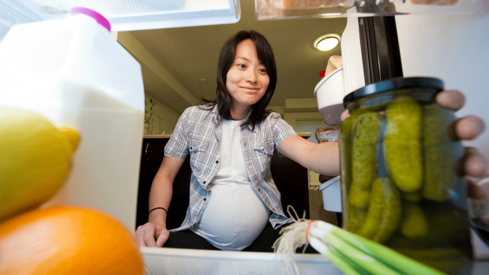 Ngidam Saat Hamil, Apakah Harus Selalu Dituruti?