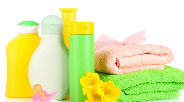 Benarkah Minyak Telon Dapat Berbahaya Bagi Bayi?